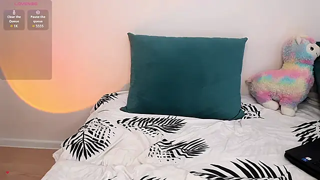 sallysweet_ (T young) - Play with myself under panties