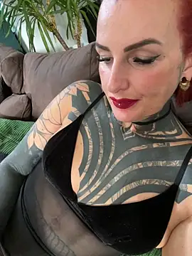 kathaleanoir (F milf) - Make me WET
