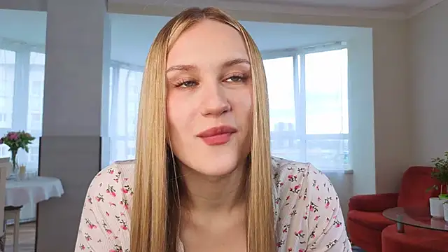 DanikaGudinas webcam