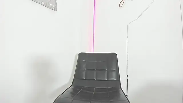 Rpoolrboy webcam