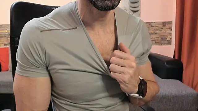 HotHunkTrainer webcam