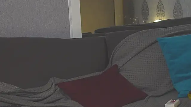 PeachyPixiee webcam