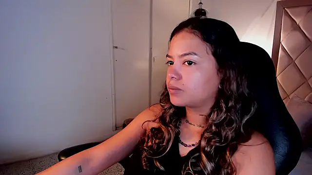 dulce_lyraa1 - Dulce_lyraa1's free webcam - UK Sex Cams