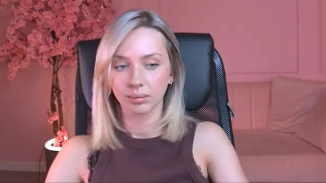 MeganClapp webcam