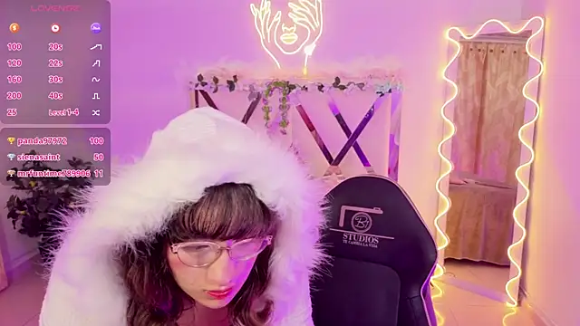 KATHERINE_TAY webcam
