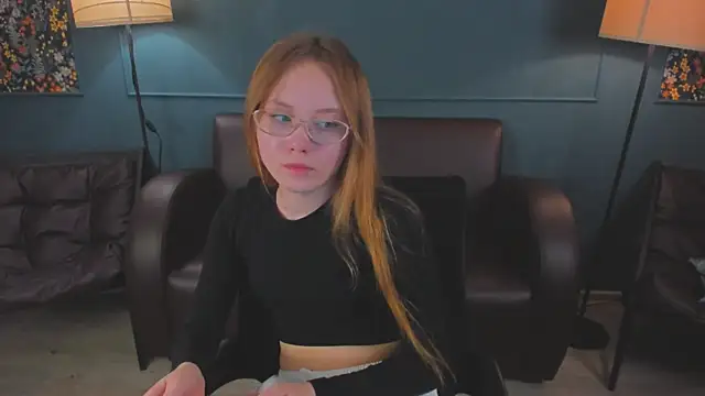 FloraLarsson webcam