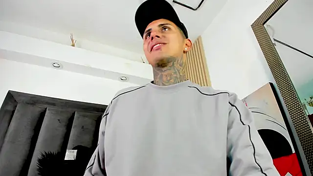Kael_Calle webcam