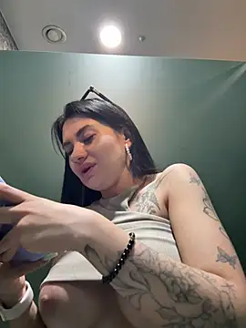 Watch Wet__Bunny live on EroticFlix - High definition streams