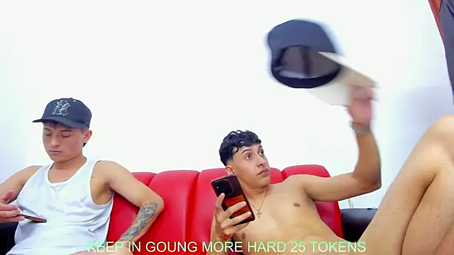Extreme_Team8 live sex cam