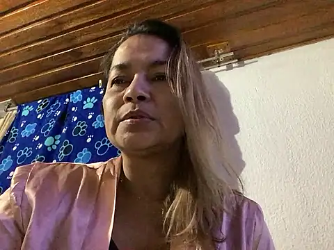 Jlo_69 webcam