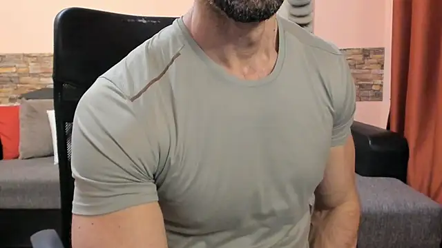 HotHunkTrainer webcam