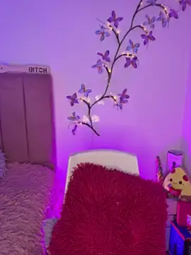 LindaWz_ webcam