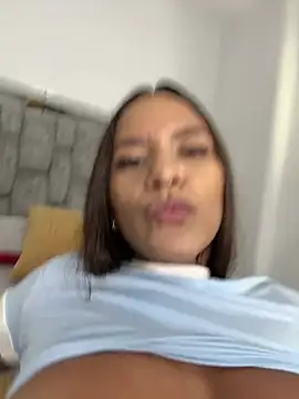 Watch amara_wet04 live on EroticFlix - High definition streams