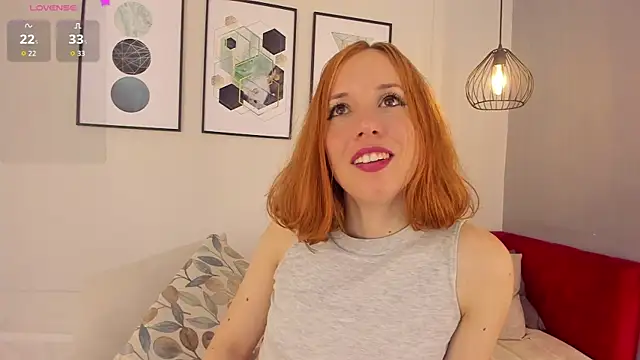 ariavelvet_ webcam