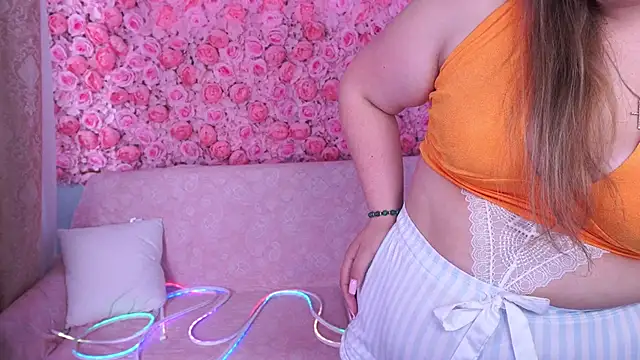 AlissyaGrayy webcam