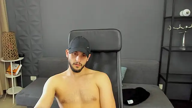 TroyWadee webcam