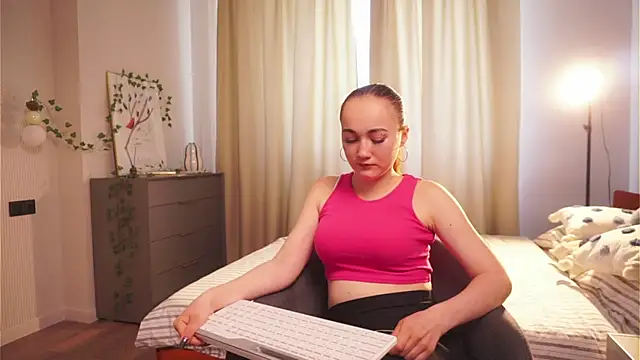 chanellminacci's live room