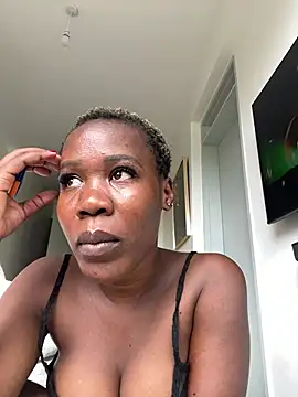 Sweet-Sandrah webcam