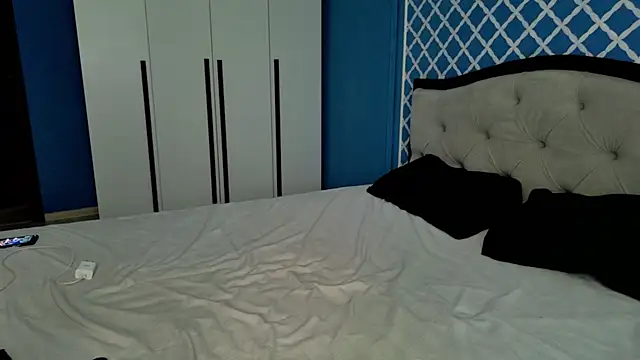 Busty_Redhead webcam