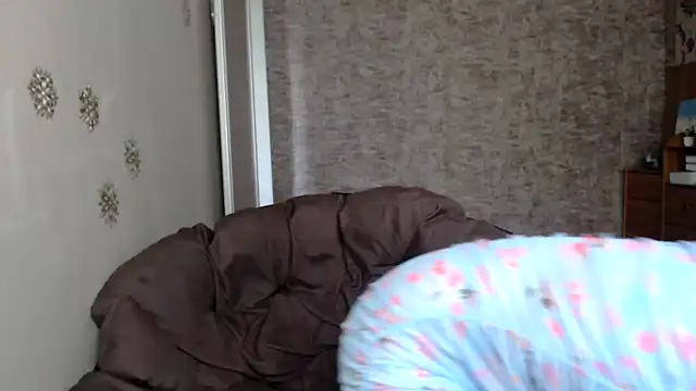 AnnieEltgant webcam