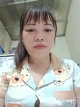 Sana-vn live cam on StripChat