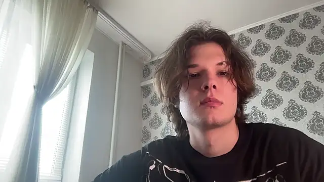 tomasdickpick (M twink) - take off a T-shirt