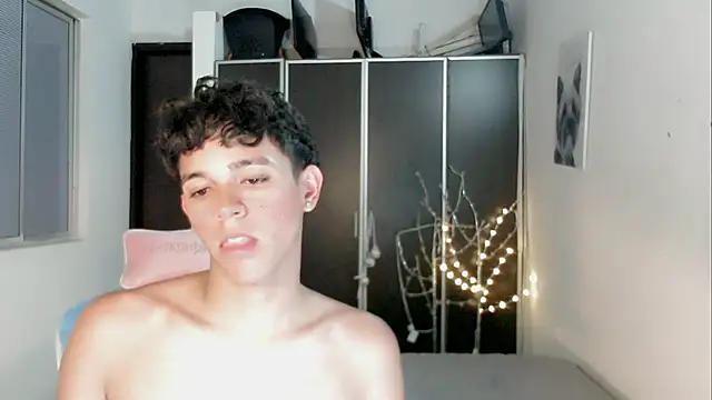 2c_Bby live sex cam