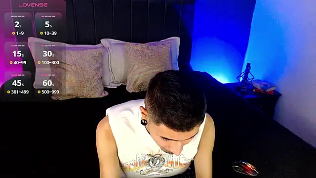 Toyboy_richard webcam