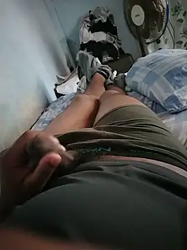 Spy_Boysl webcam