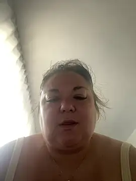 MikyVesela webcam
