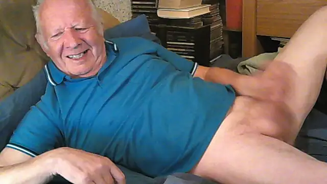 will_bzzz (M grandpa) - shirt off