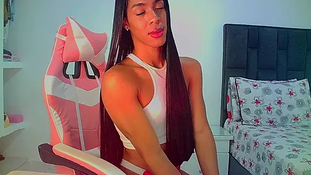 carmen14 live cam on StripChat