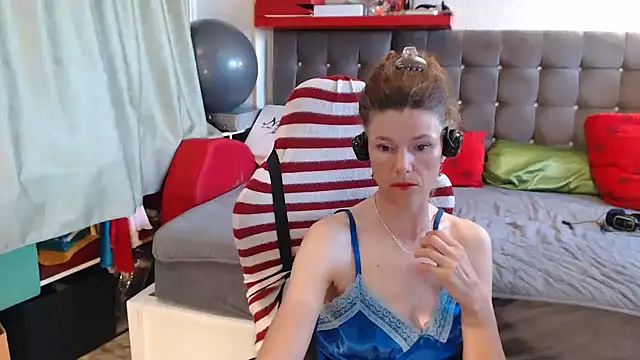 kellyterapy webcam