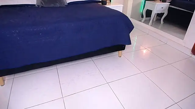 SkylerBigxxx webcam