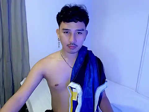 Asian_bigboy webcam