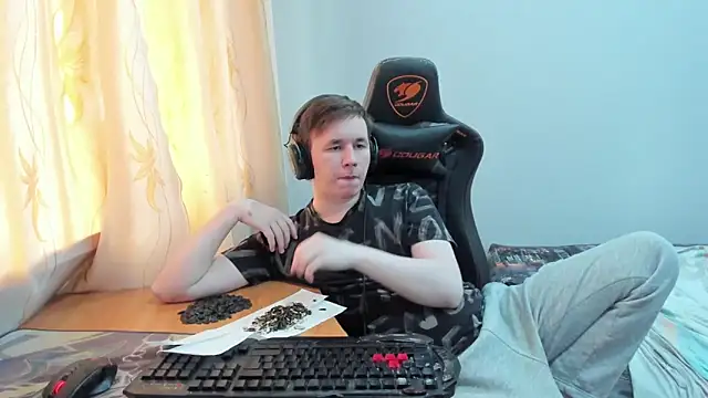 iliaskrislove webcam