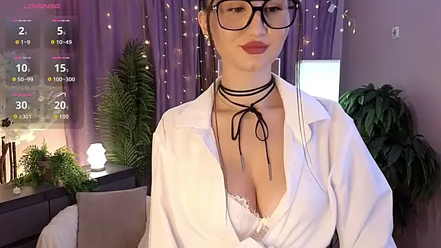 AriaCatrool webcam