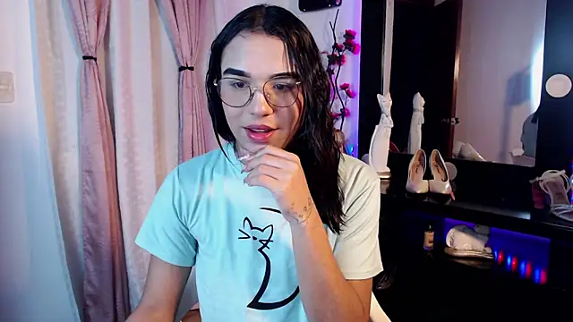 Candyy_doll__ live cam on StripChat
