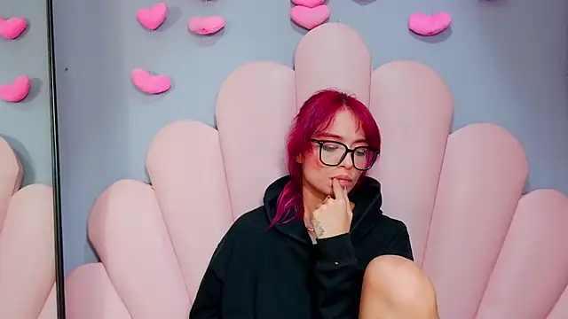 luci_miller webcam