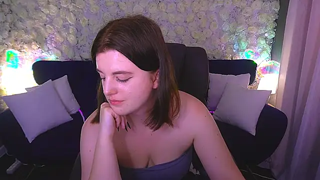 KristiFoxy webcam