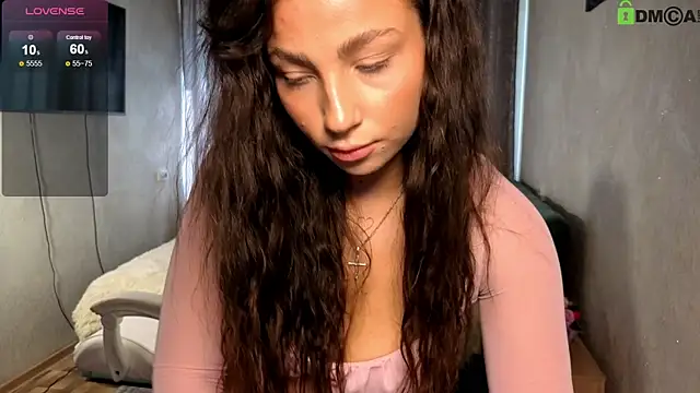 Tanita_Moon_007 webcam