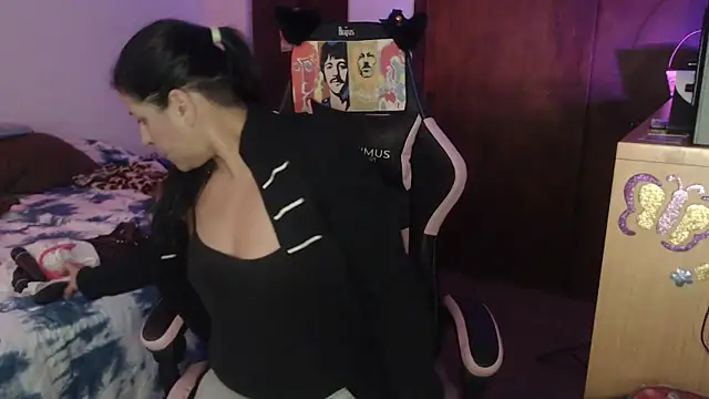 lucifernandasw - LucifernandaSw's free webcam - UK Sex Cams
