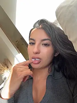 Watch Kimm_khalifa live on EroticFlix - High definition streams