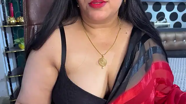 FlatVincy4 live cam on StripChat