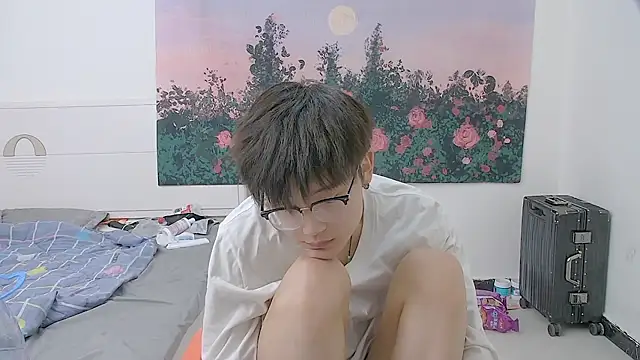 KK-cuteboy live cam on StripChat