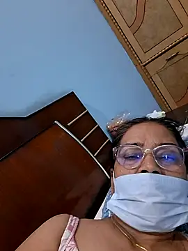 Watch daisy4577 live on EroticFlix - High definition streams
