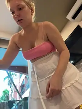 AmmyHot webcam