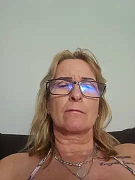 Watch Steffi45 live on EroticFlix - High definition streams