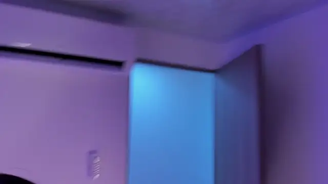 zoe_rivers webcam