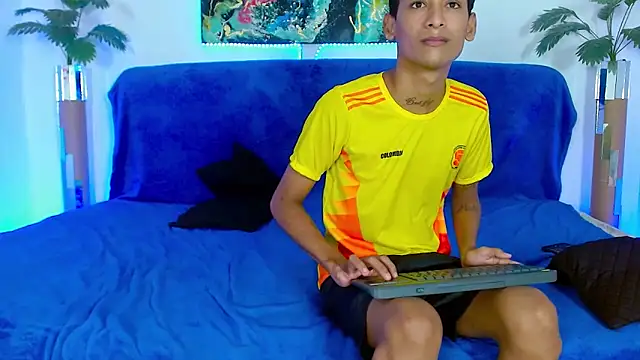 gabo_hotboy webcam